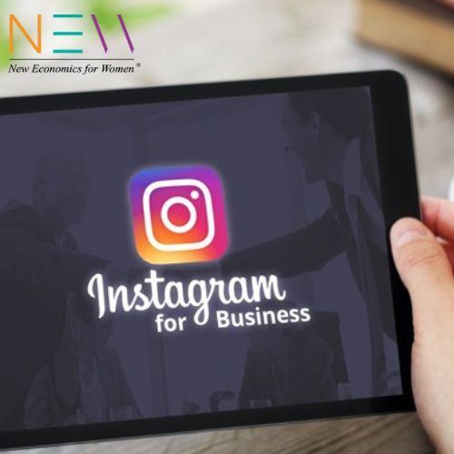 Black White Modern Handwritten Square Studio Logo (3)